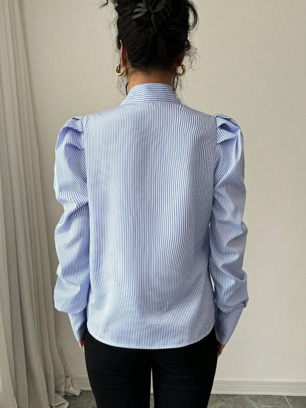 Blue Elegant Women's Bowknot Gigot Sleeve Striped Casual Long Sleeve Shirt - Picture 2 of 6
